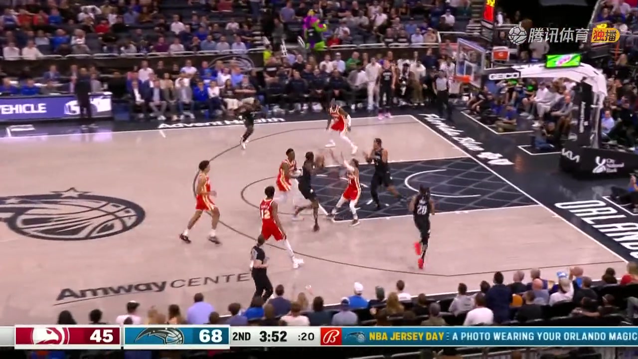 比文班亞馬如何？波爾-波爾持球一條龍反擊轉身過人暴扣